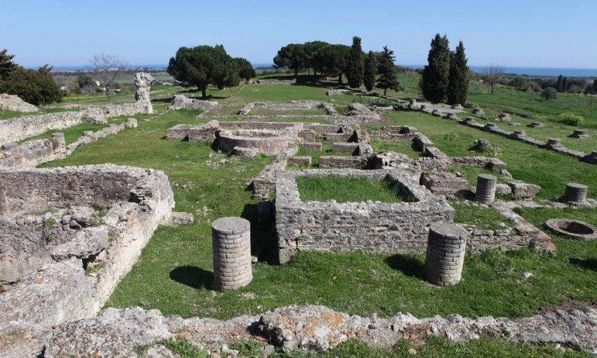 5.	Visiter le son site antique d'Aleria et son musée 